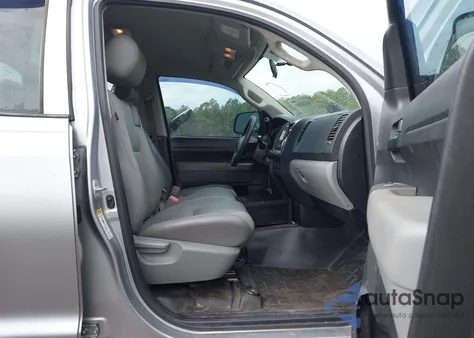 2013 Toyota Tundra Grade V6 z USA, uszkodzony, nr VIN 5TFRU5F19DX030426